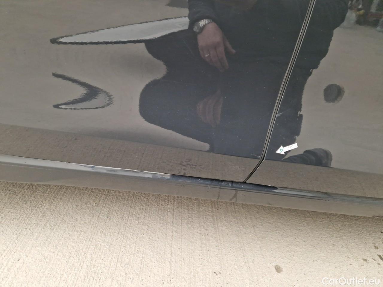  Volkswagen  Golf  Life 1.0 TSI #20