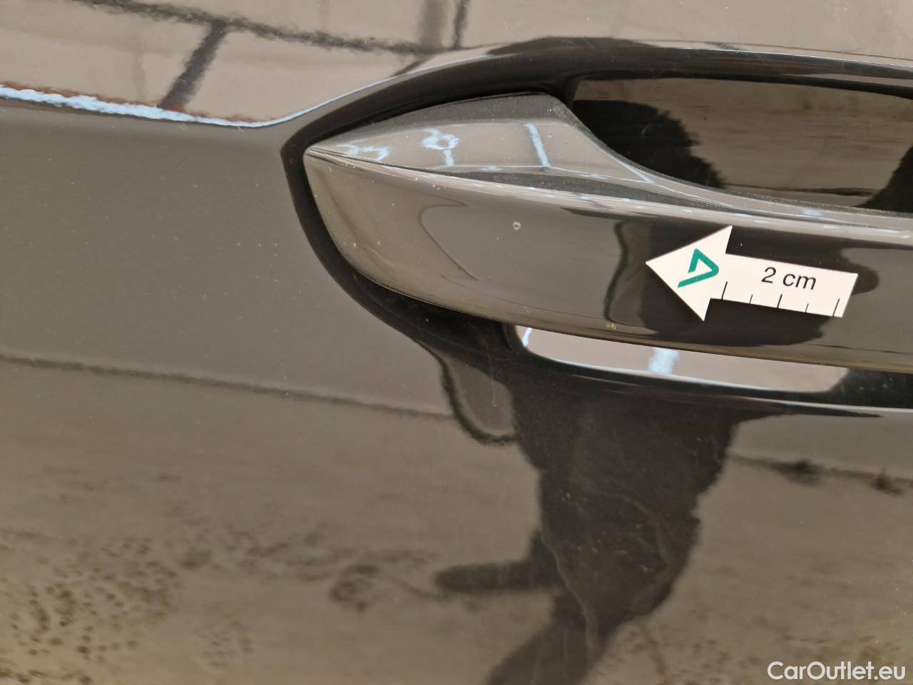  Volkswagen  Golf  Life 1.0 TSI #5