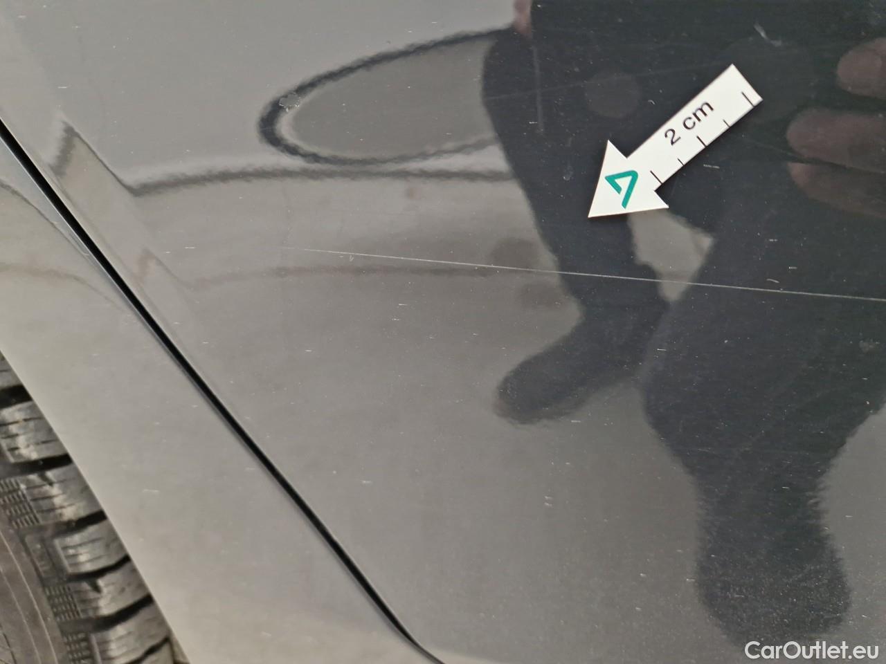  Volkswagen  Golf  Life 1.0 TSI #34