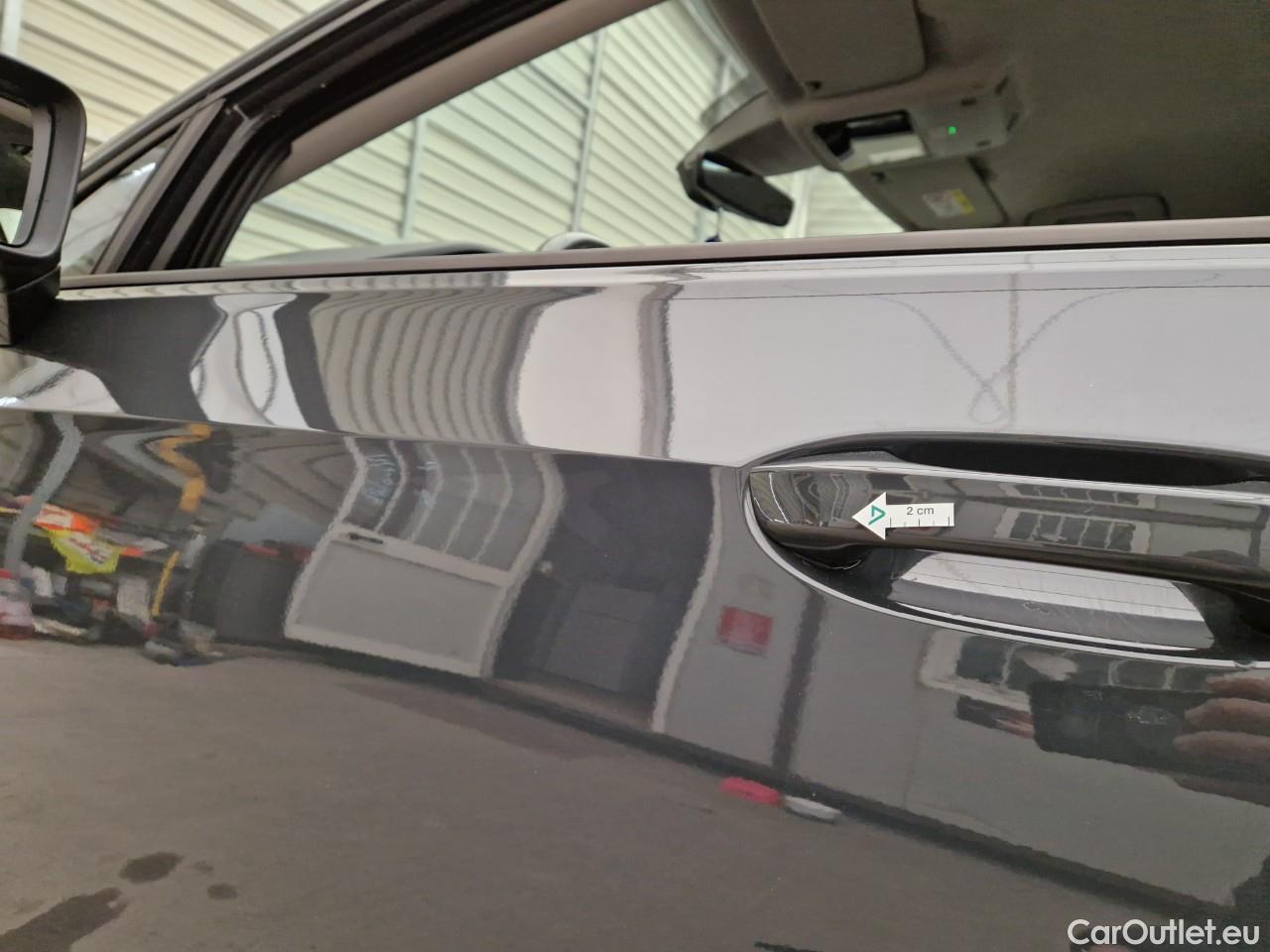  Volkswagen  Golf  Life 1.0 TSI #6