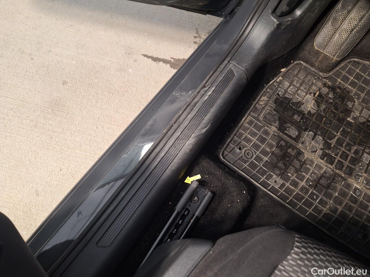  Volkswagen  Polo 1.0 80CP Trendline #19