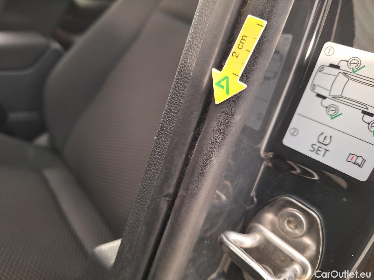  Volkswagen  Polo 1.0 80CP Trendline #28