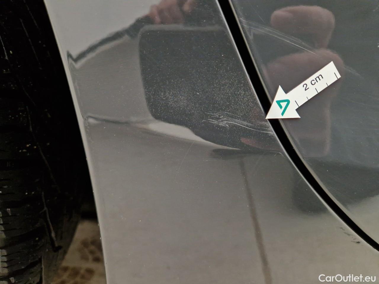  Volkswagen  Golf  Life 1.0 TSI #25