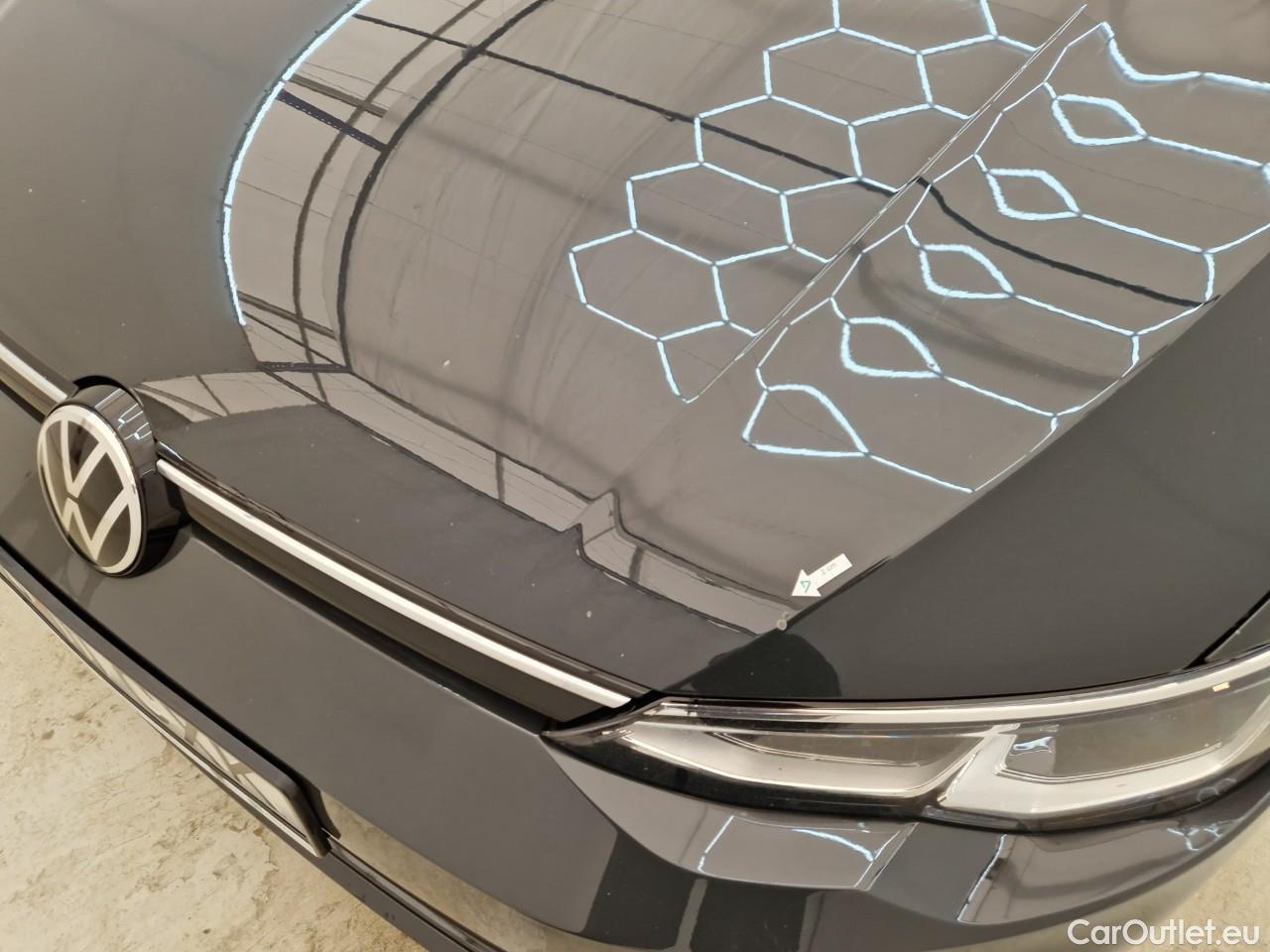  Volkswagen  Golf  Life 1.0 TSI #11