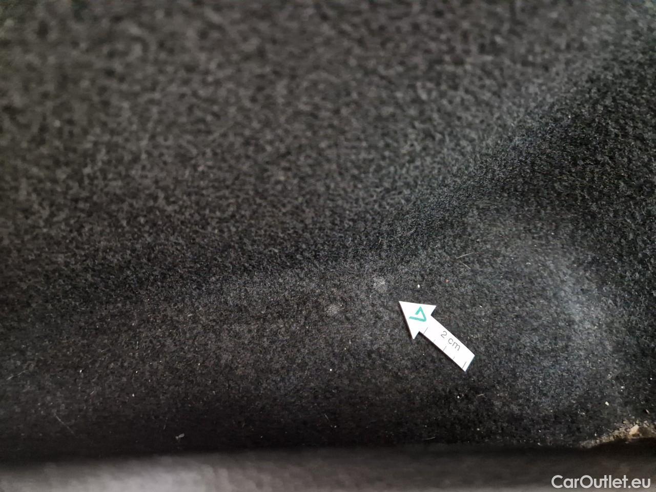  Volkswagen  Golf  Life 1.0 TSI #38