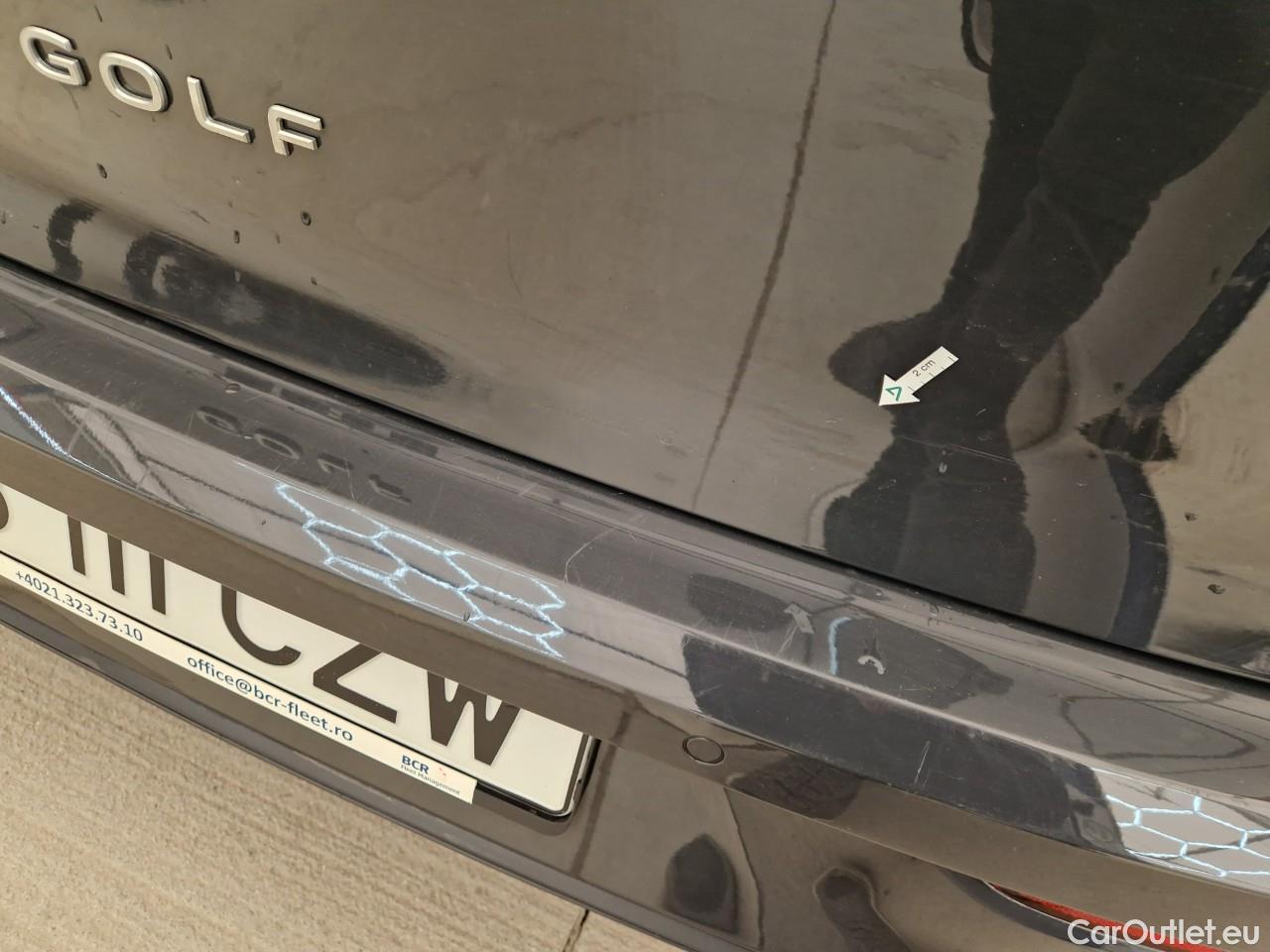  Volkswagen  Golf  Life 1.0 TSI #34