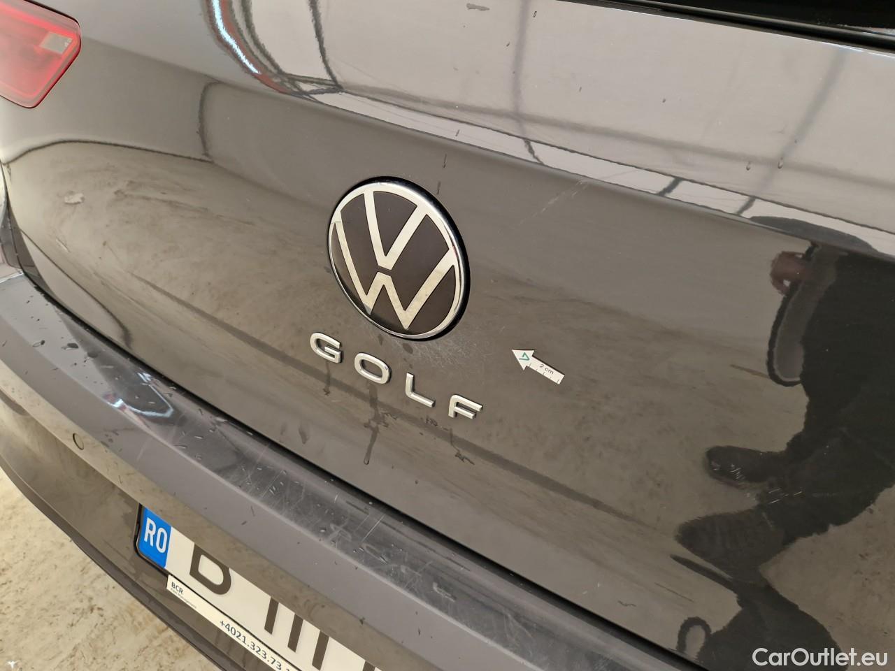  Volkswagen  Golf  Life 1.0 TSI #30