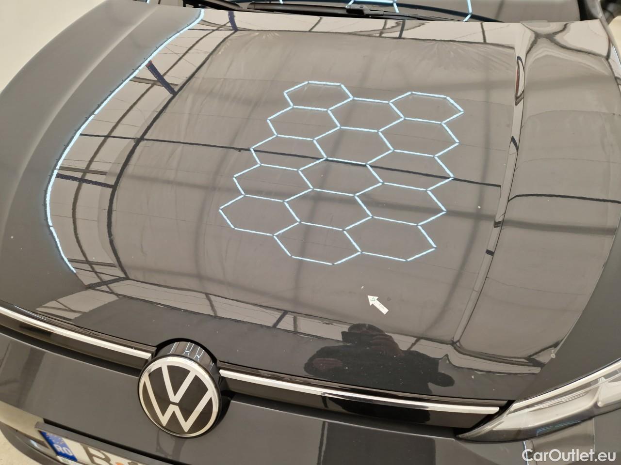  Volkswagen  Golf  Life 1.0 TSI #8