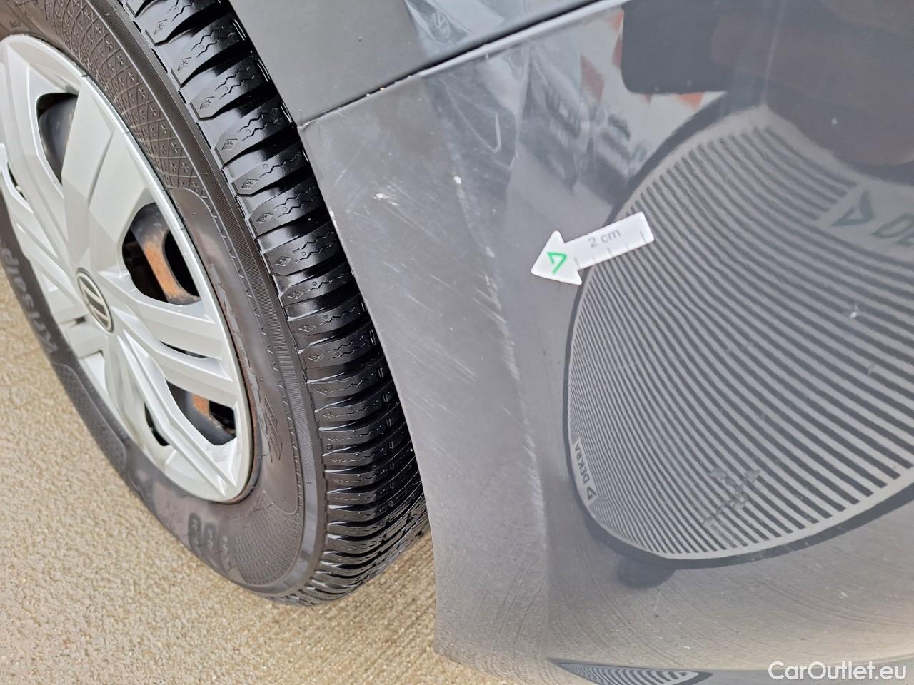  Volkswagen  Polo 1.0 80CP Trendline #23