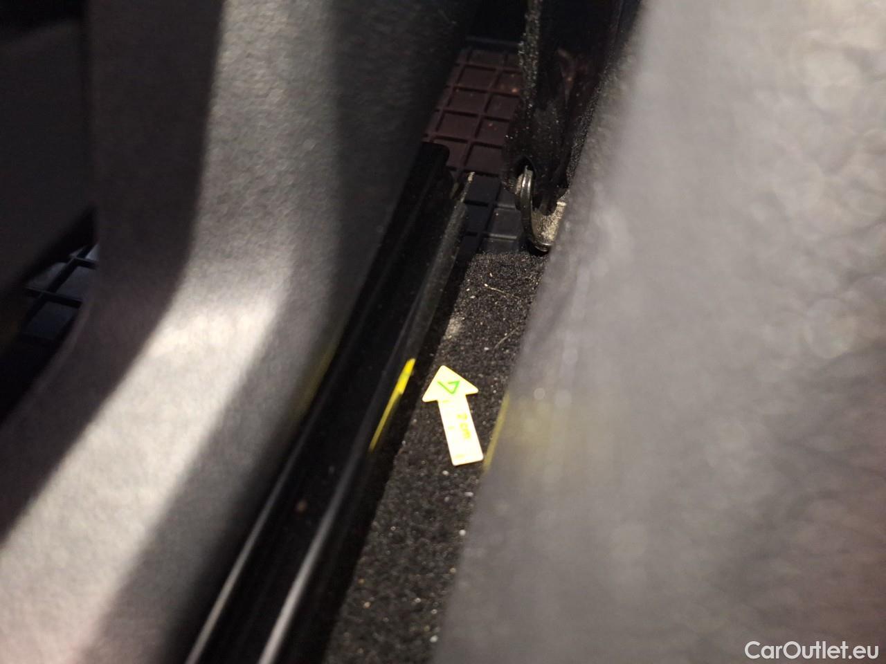  Volkswagen  Polo 1.0 80CP Trendline #21