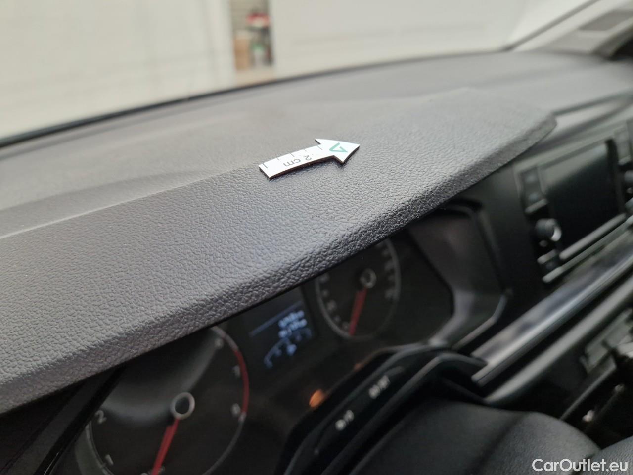  Volkswagen  Polo 1.0 80CP Trendline #36