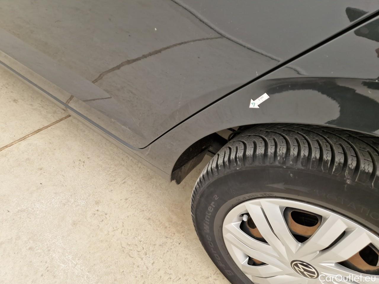  Volkswagen  Polo 1.0 80CP Trendline #38