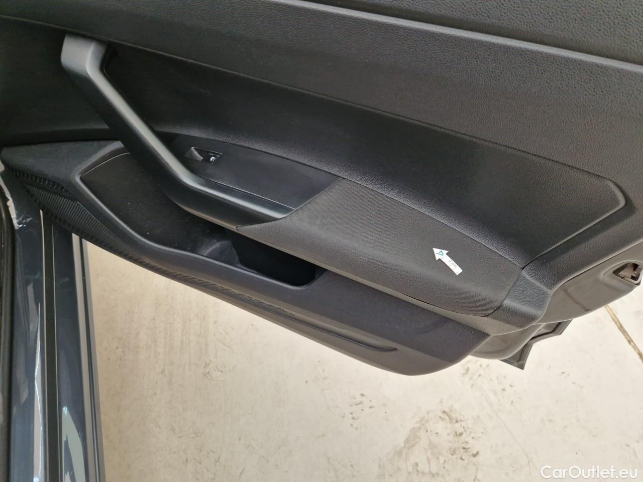  Volkswagen  Polo 1.0 80CP Trendline #63