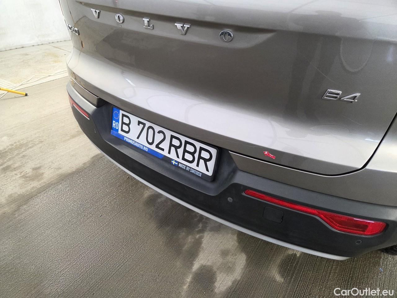  Volvo  XC 40 2.0 B4 P 197CP Momentum Pro AT8 #38