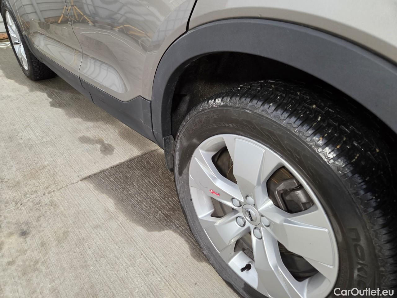  Volvo  XC 40 2.0 B4 P 197CP Momentum Pro AT8 #44