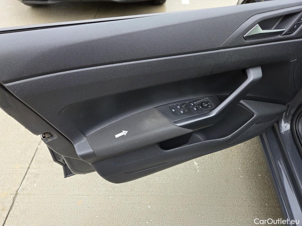  Volkswagen  Polo 1.0 80CP Trendline #29