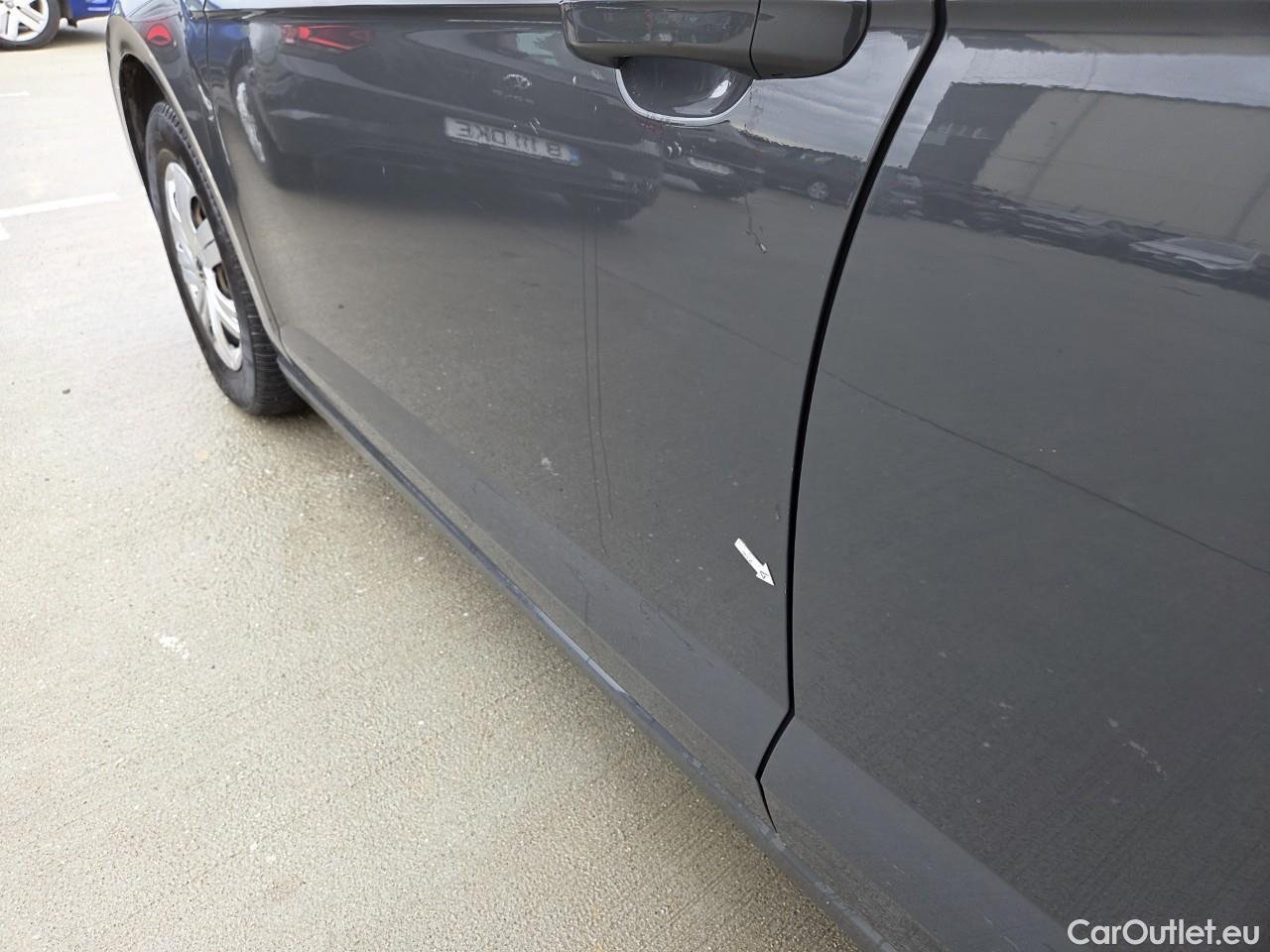  Volkswagen  Polo 1.0 80CP Trendline #1