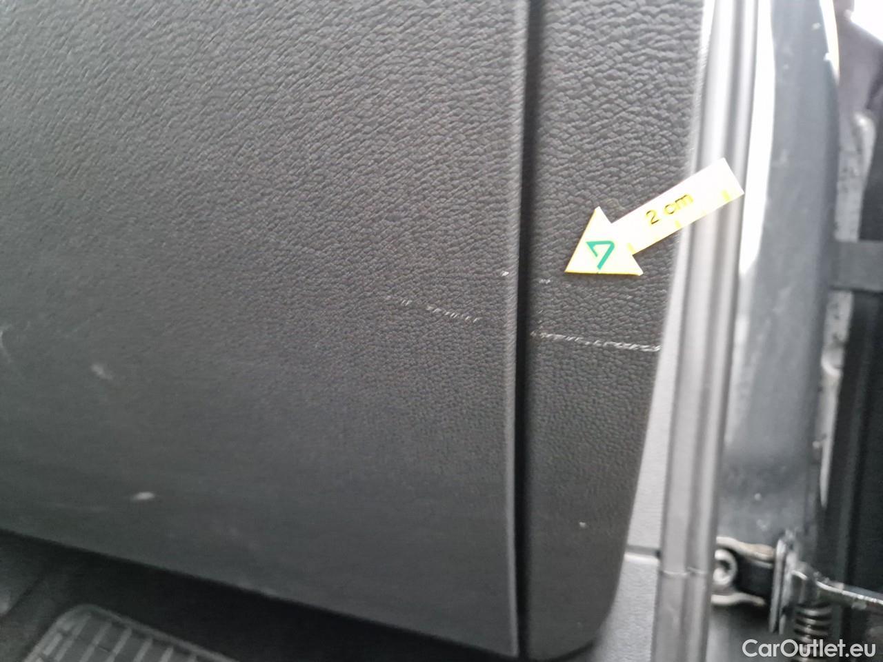  Volkswagen  Polo 1.0 80CP Trendline #31