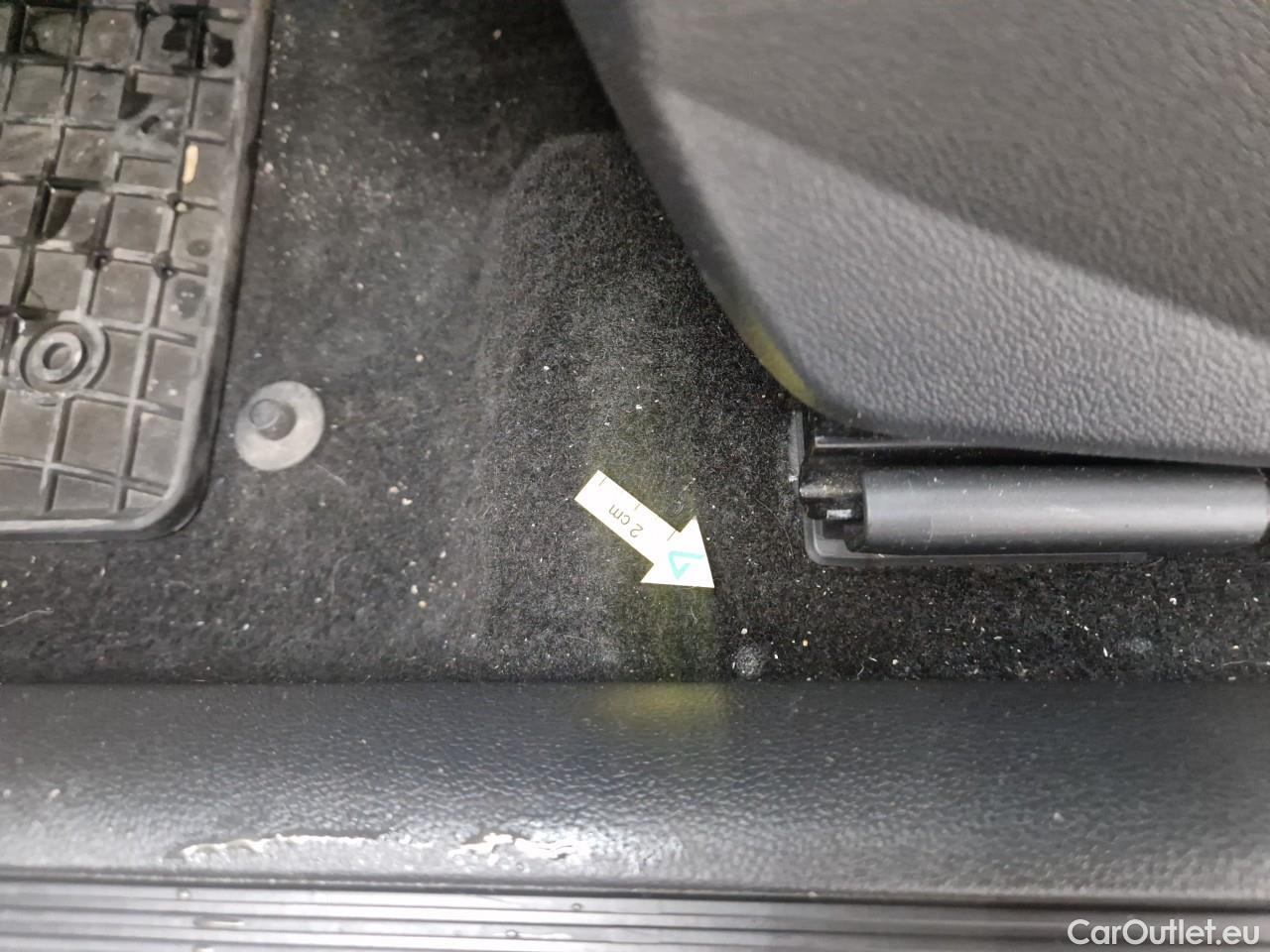  Volkswagen  Polo 1.0 80CP Trendline #31