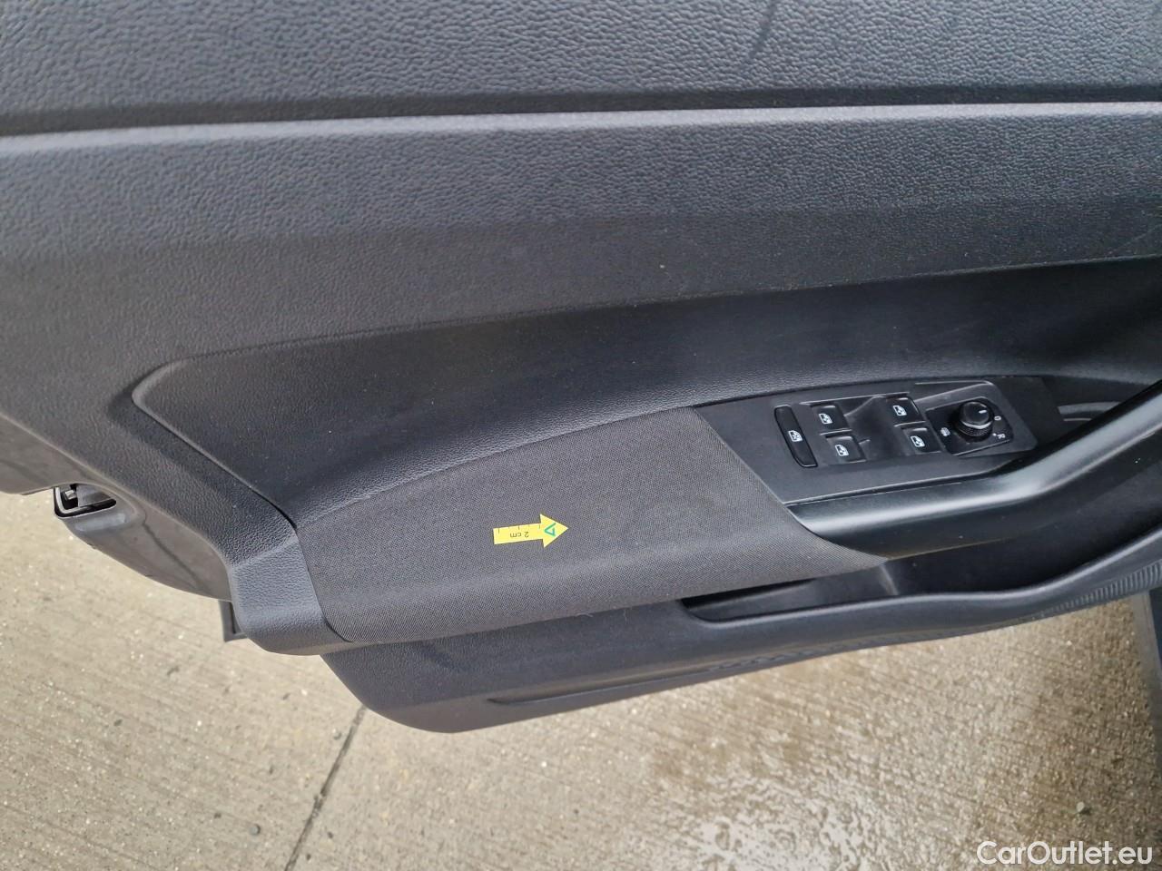  Volkswagen  Polo 1.0 80CP Trendline #26