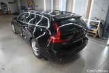  Volvo  V60  Kombi Momentum Pro 2.0 B4 145KW AT8 E6d #8