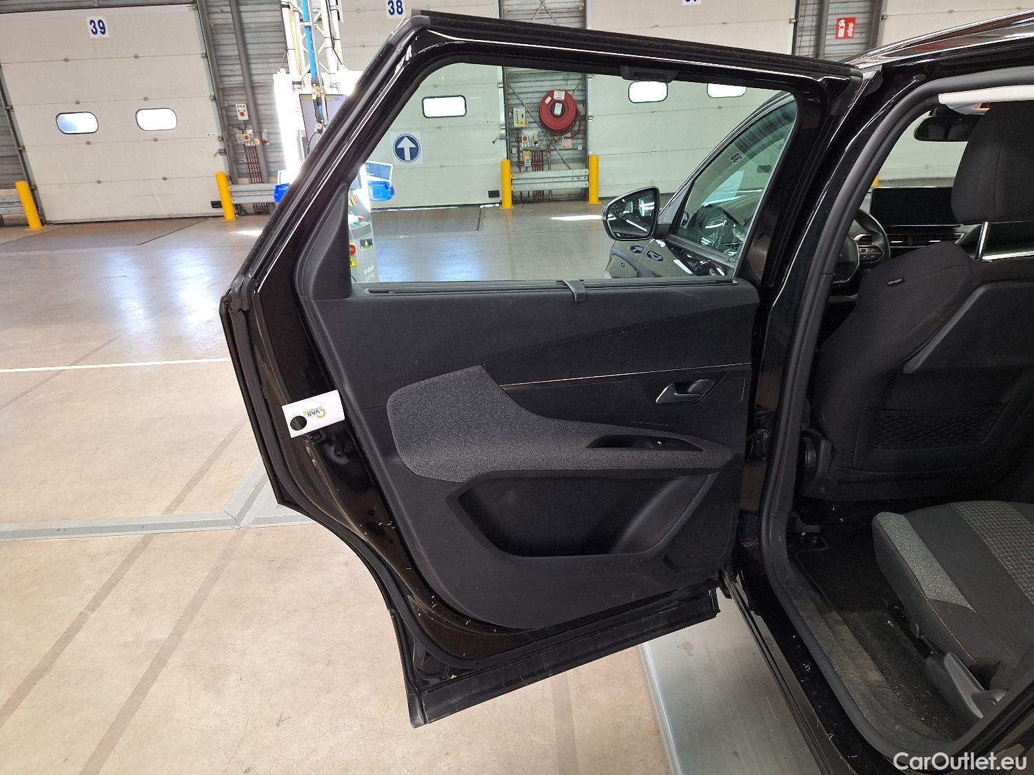  Peugeot  5008 Peugeot,  FL'20, Peugeot  1.2 PureTech 96kW S&S Active Pack 5d #43