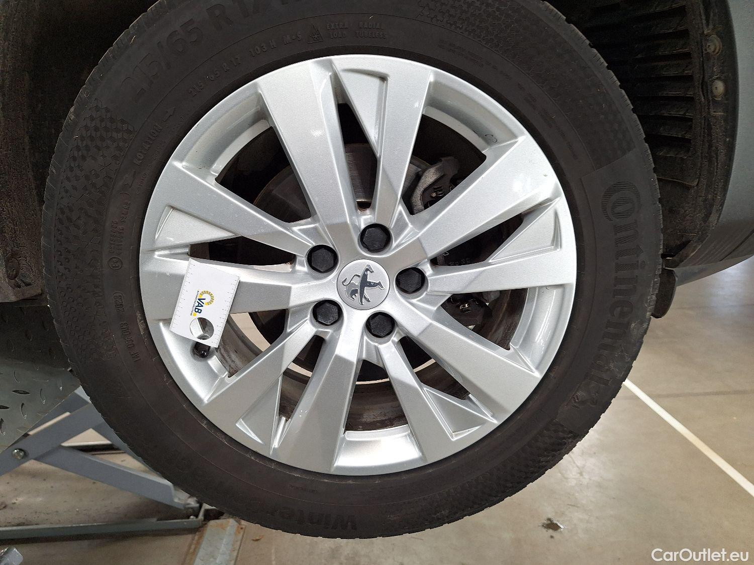  Peugeot  5008 Peugeot,  FL'20, Peugeot  1.2 PureTech 96kW S&S Active Pack 5d #10