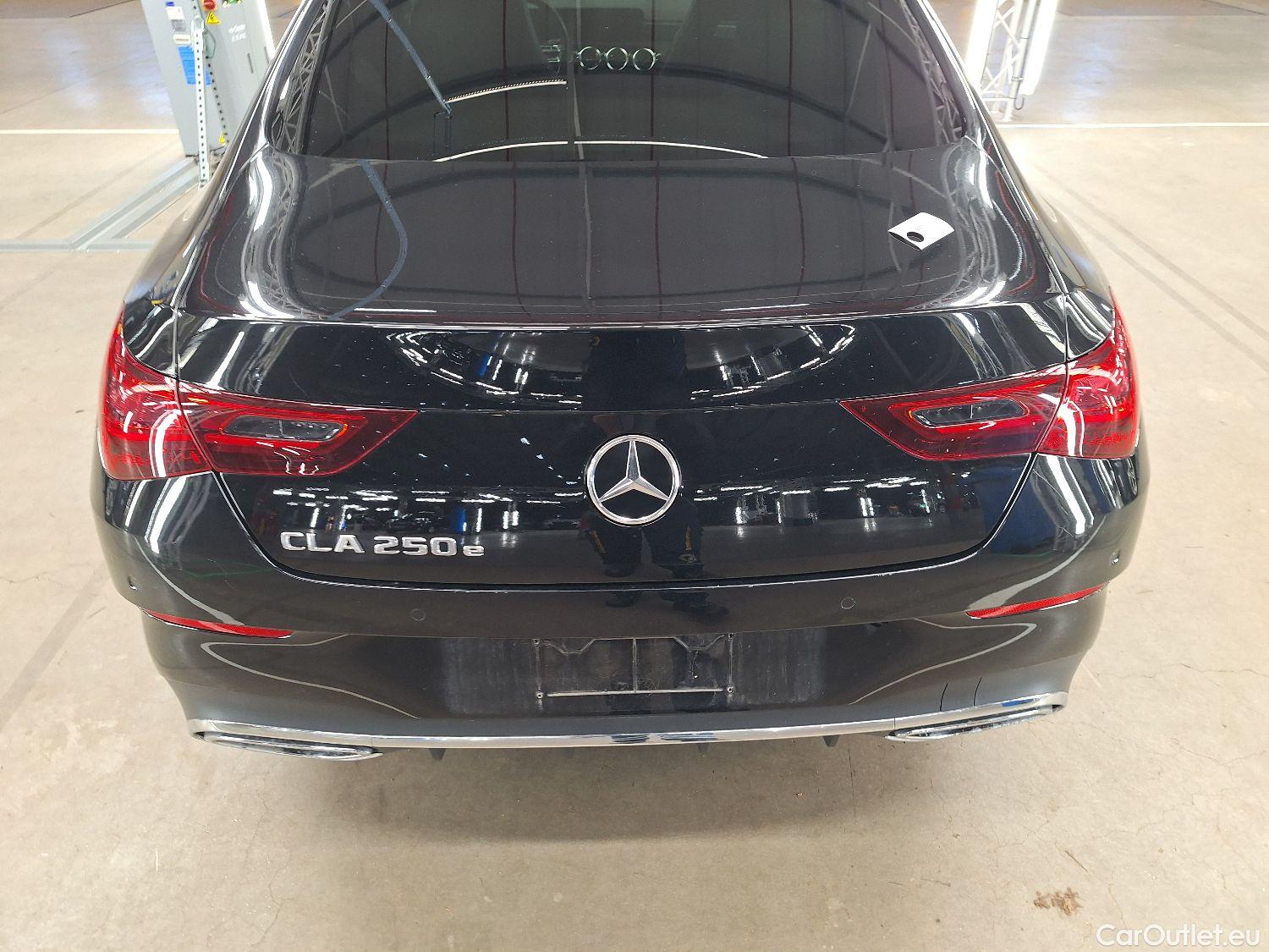  Mercedes  CLA-Klasse Mercedes, CLA 250 e, CLA 250 e AMG Line A #38