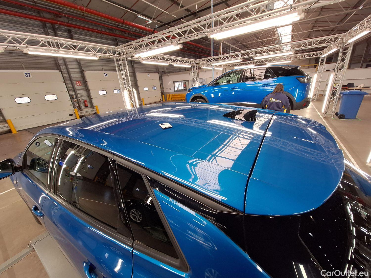  Opel   Grandland X Opel, '17, Opel 1.2 Turbo ECOTEC Start/Stop MT6 E #25