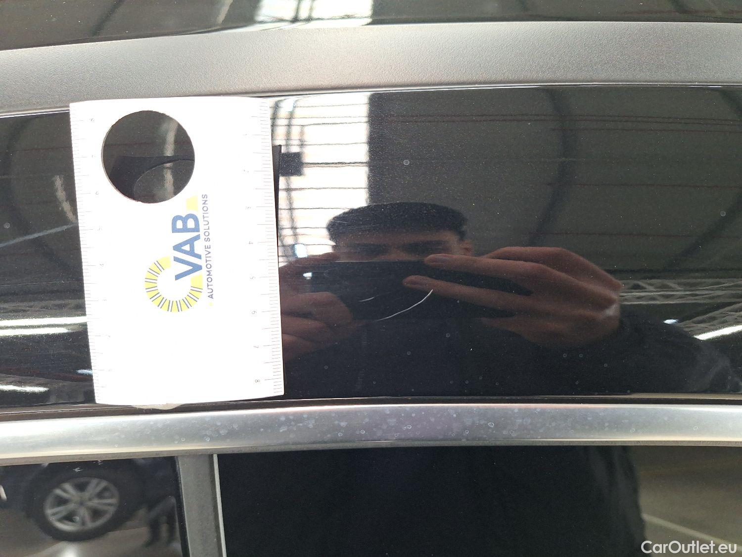  Mercedes  CLA-Klasse Mercedes, CLA 250 e, CLA 250 e AMG Line A #33