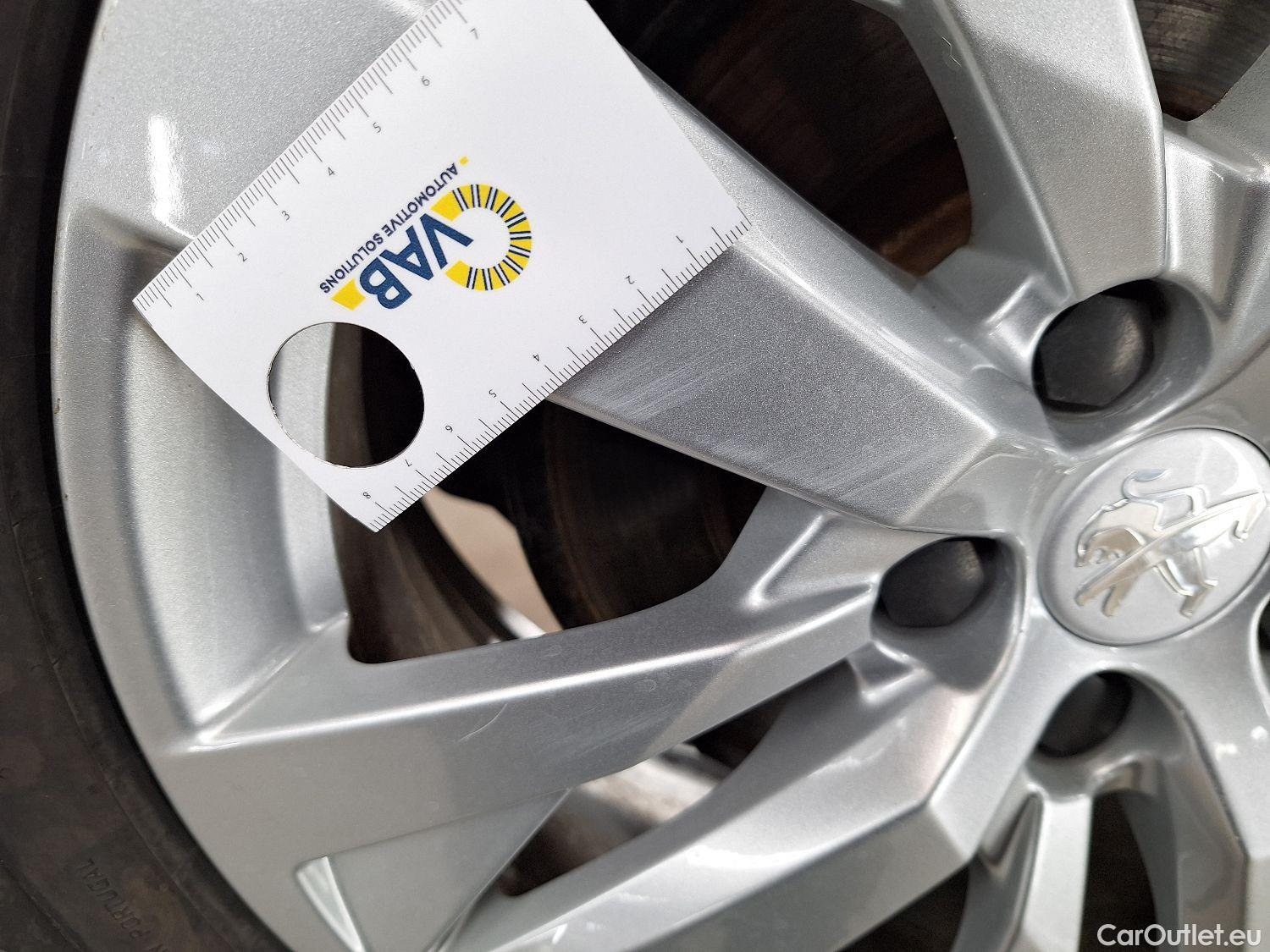  Peugeot  5008 Peugeot,  FL'20, Peugeot  1.2 PureTech 96kW S&S Active Pack 5d #15