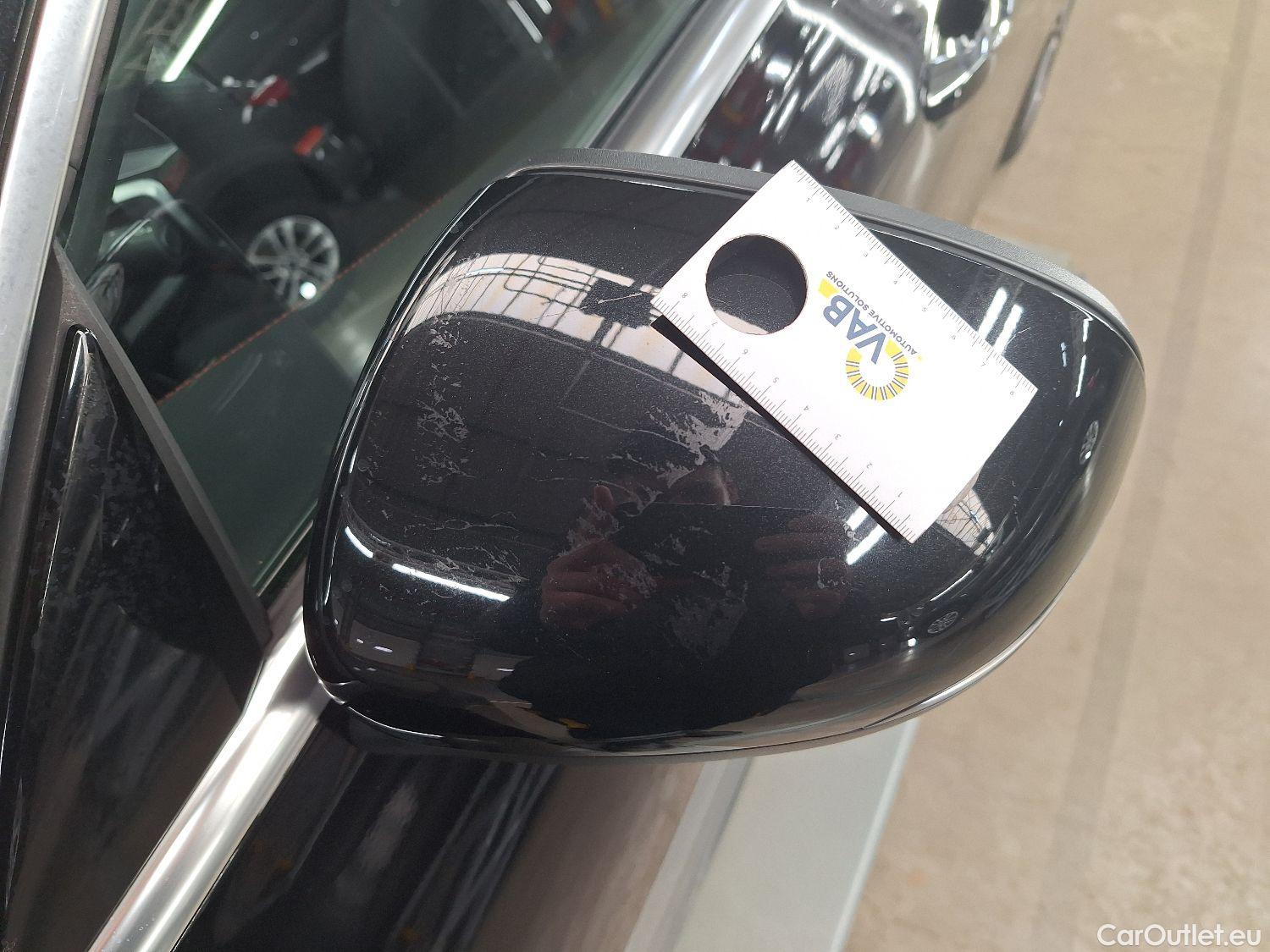  Mercedes  CLA-Klasse Mercedes, CLA 250 e, CLA 250 e AMG Line A #2