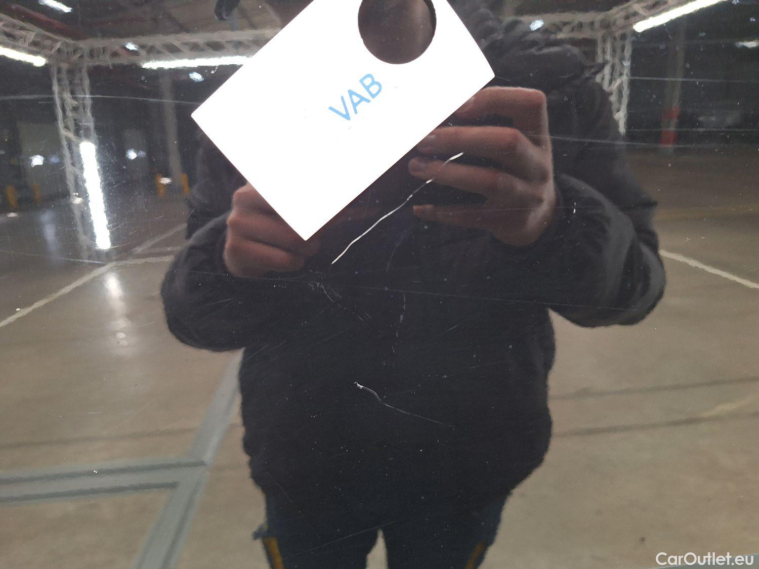  Peugeot  5008 Peugeot,  FL'20, Peugeot  1.2 PureTech 96kW S&S Active Pack 5d #37