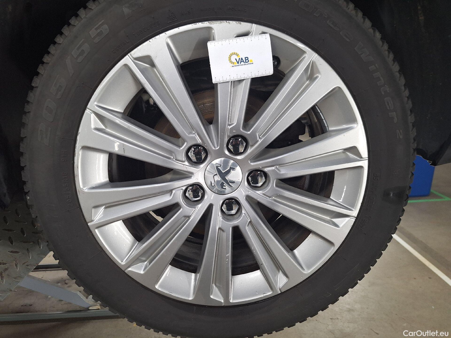  Peugeot  308 Peugeot,  SW FL'17, Peugeot  SW 1.5 BlueHDi 130 S&S EAT8 Allure 5d #23