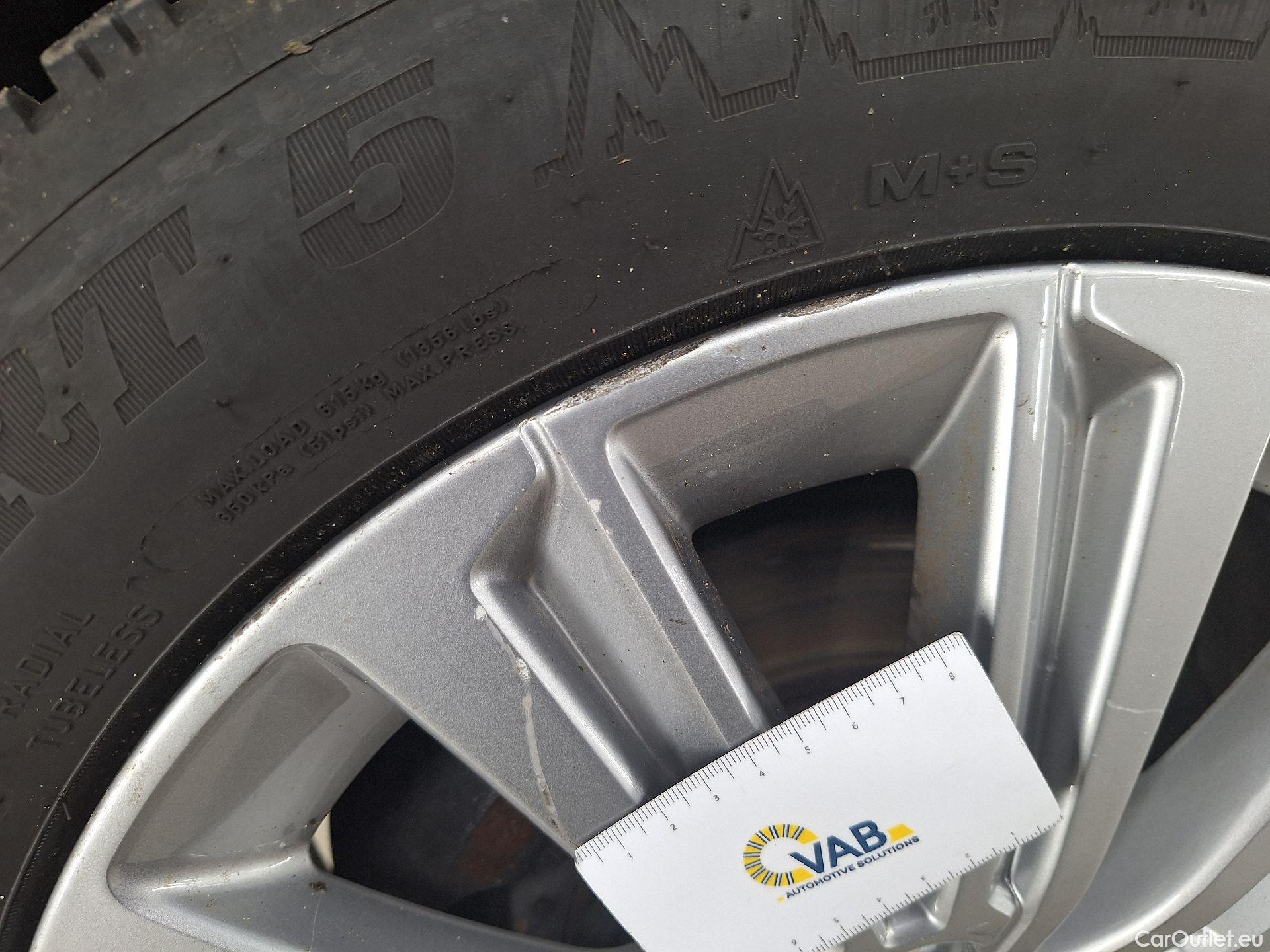  Peugeot  308 Peugeot,  SW FL'17, Peugeot  SW 1.5 BlueHDi 130 S&S EAT8 Allure 5d #22