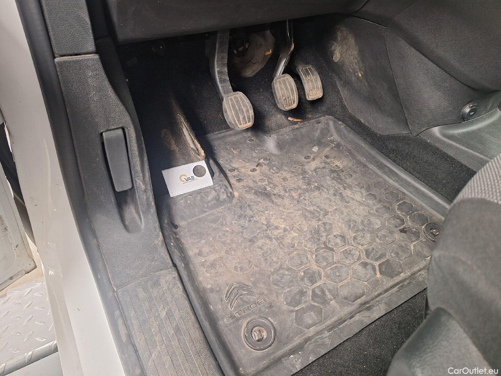  Citroen  Berlingo Citroën, _ '18, Citroën  M Light 1.2 PT 110 S&S MAN6 Contr #13