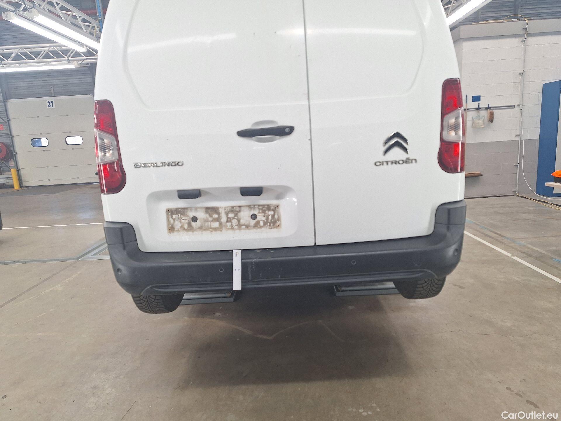  Citroen  Berlingo Citroën, _ '18, Citroën  M Light 1.2 PT 110 S&S MAN6 Contr #103