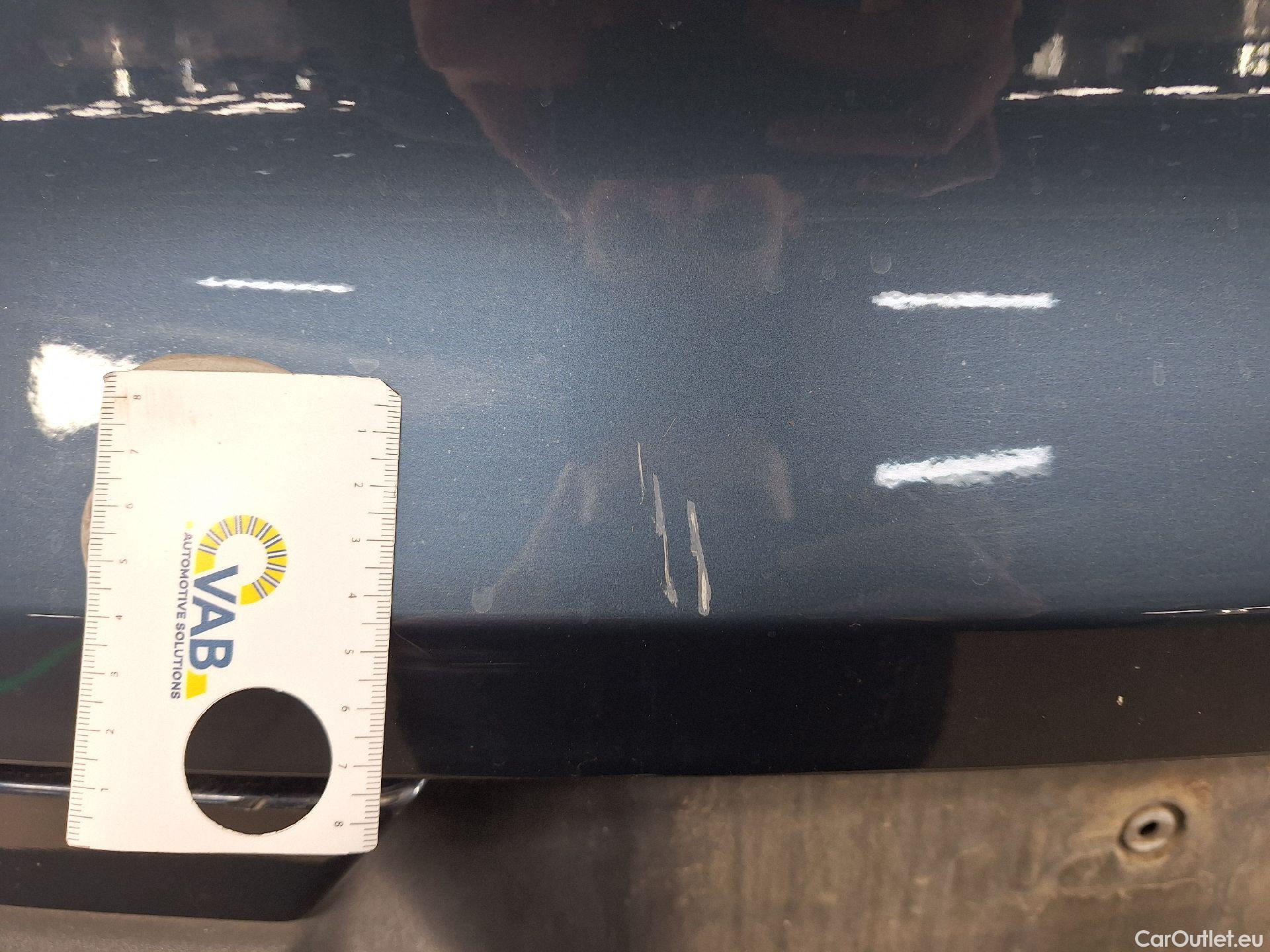  Volvo  XC 40 Volvo, XC40 '17, Volvo XC40 T3 Momentum Pro 5d #20