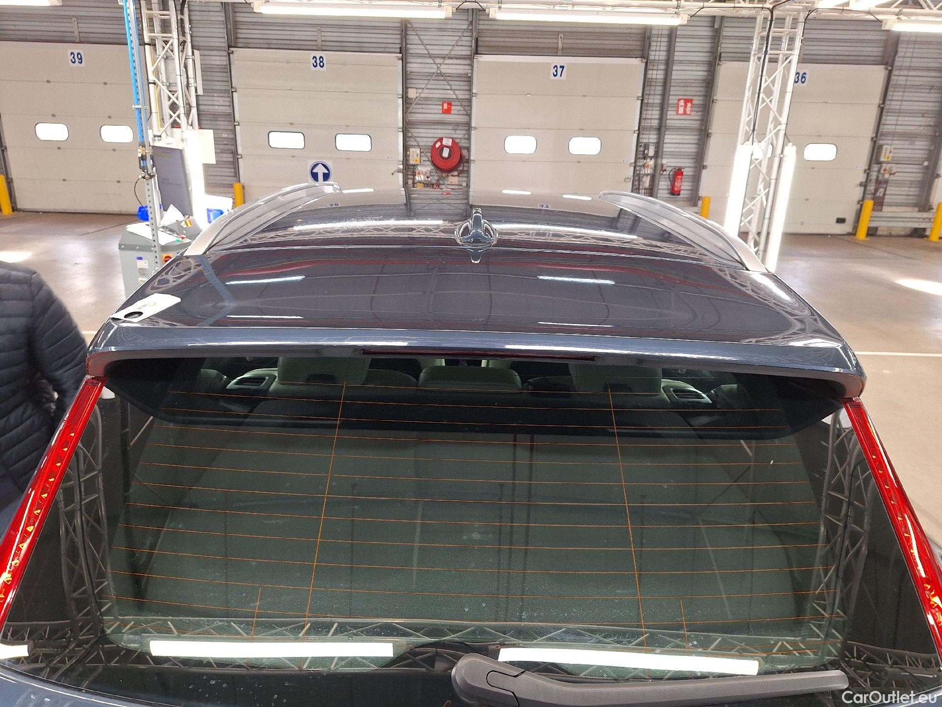  Volvo  XC 40 Volvo, XC40 '17, Volvo XC40 T3 Momentum Pro 5d #6