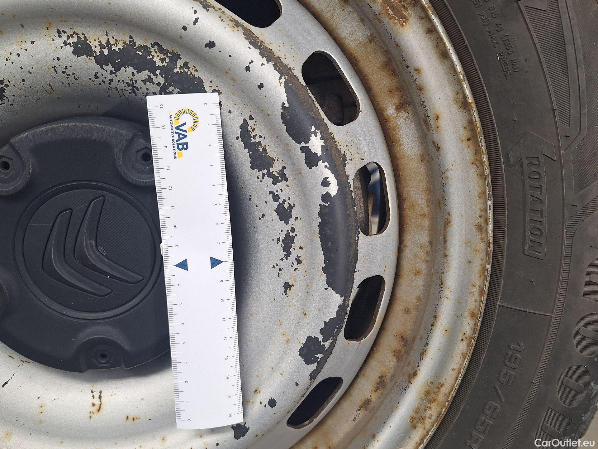  Citroen  Berlingo Citroën, _ '18, Citroën  M Light 1.2 PT 110 S&S MAN6 Contr #32