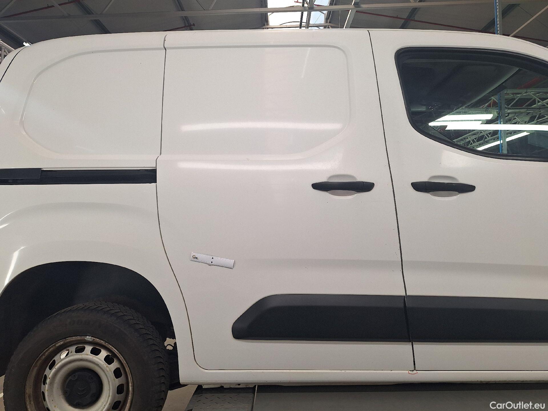  Citroen  Berlingo Citroën, _ '18, Citroën  M Light 1.2 PT 110 S&S MAN6 Contr #53