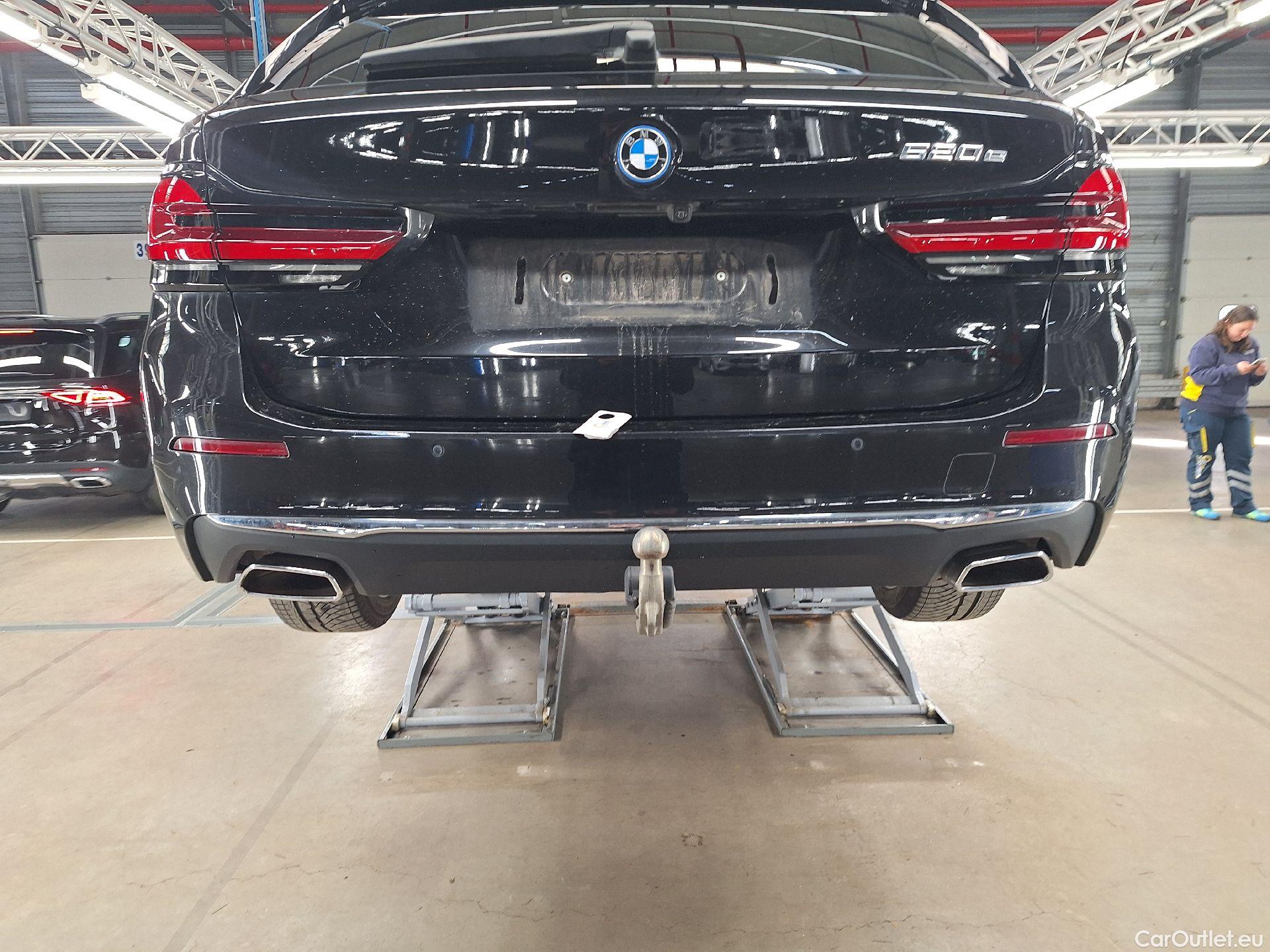  Bmw  Serie 5 BMW, 5-ser To FL'20 PHEV, BMW 5 Reeks Touring 520e 150kW 5d #14