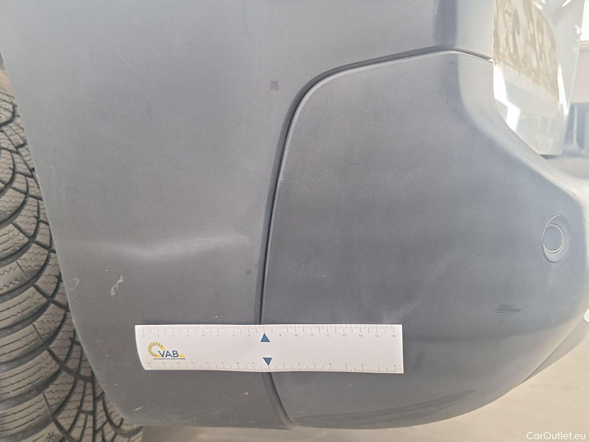  Citroen  Berlingo Citroën, _ '18, Citroën  M Light 1.2 PT 110 S&S MAN6 Contr #105