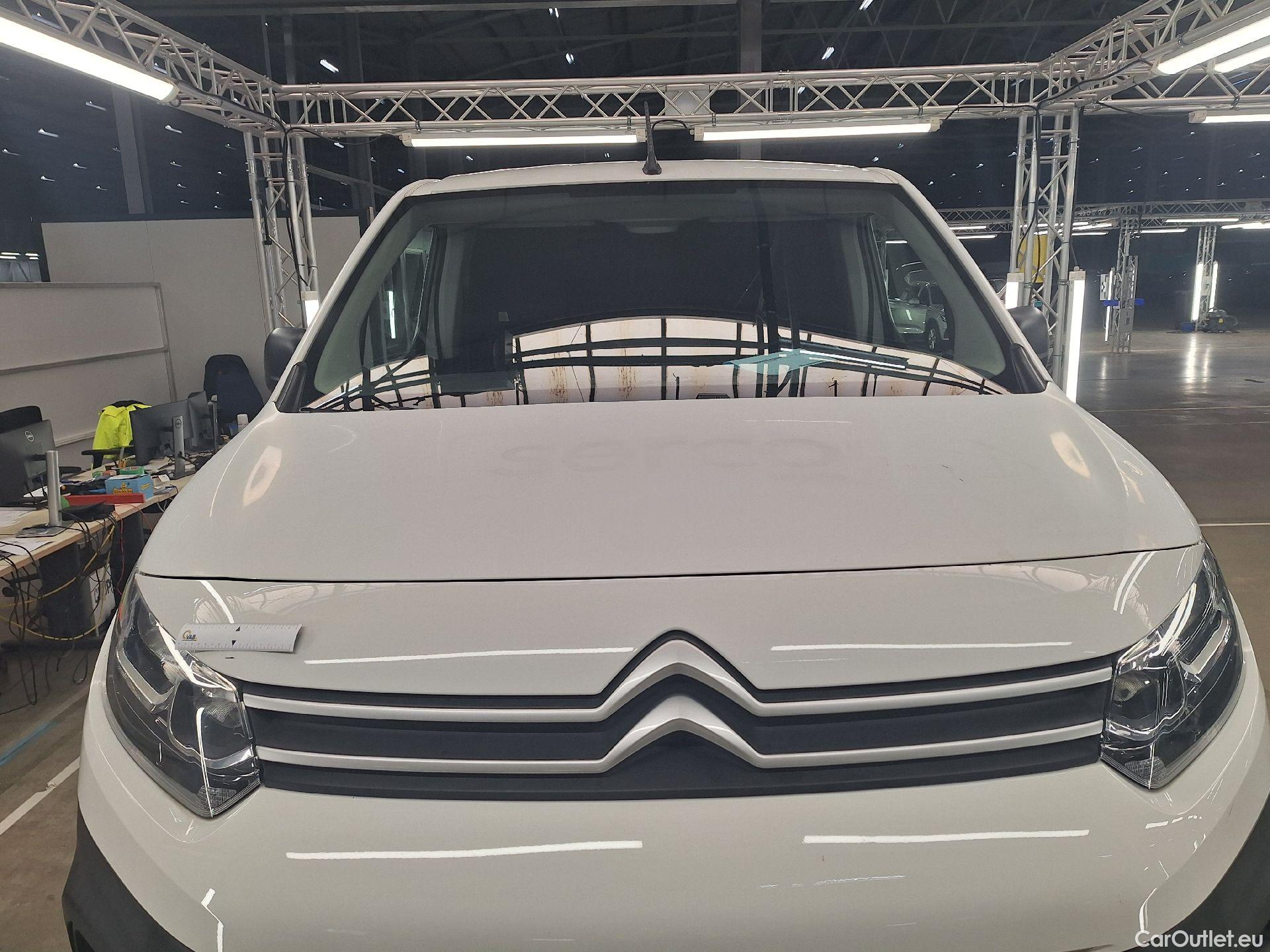  Citroen  Berlingo Citroën, _ '18, Citroën  M Light 1.2 PT 110 S&S MAN6 Contr #6