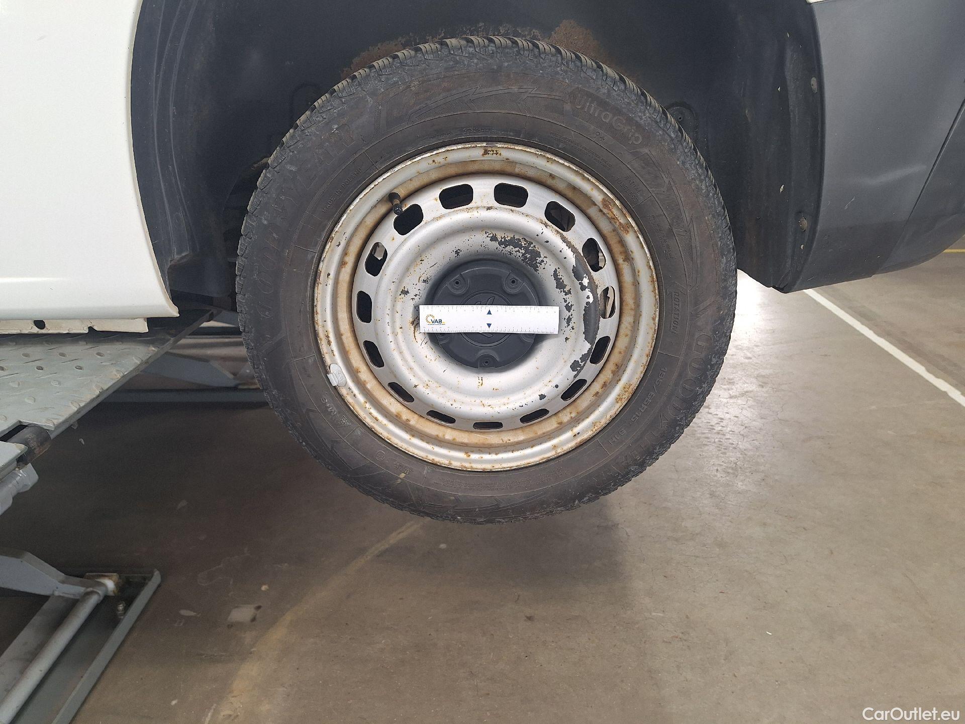  Citroen  Berlingo Citroën, _ '18, Citroën  M Light 1.2 PT 110 S&S MAN6 Contr #31