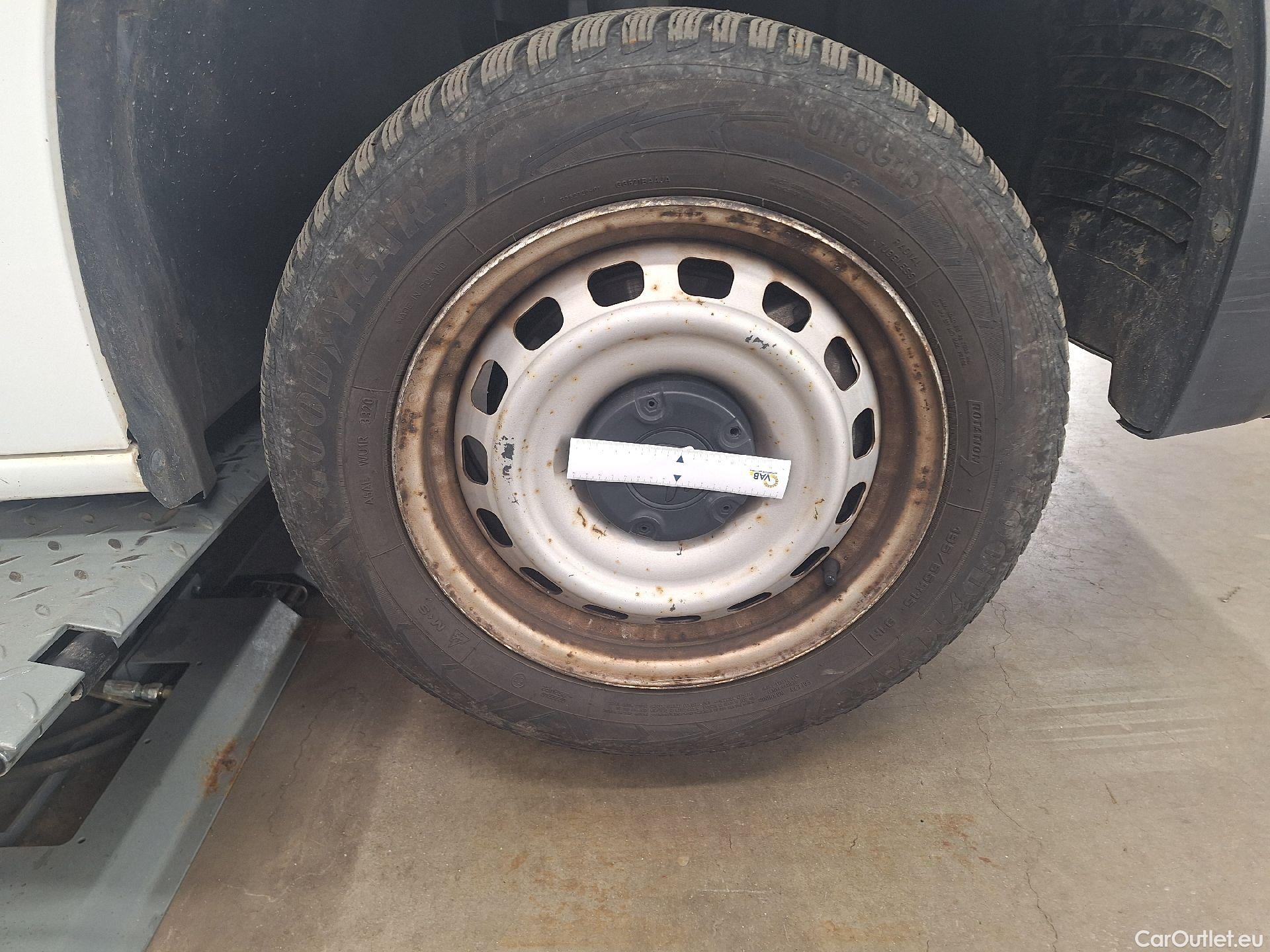  Citroen  Berlingo Citroën, _ '18, Citroën  M Light 1.2 PT 110 S&S MAN6 Contr #86