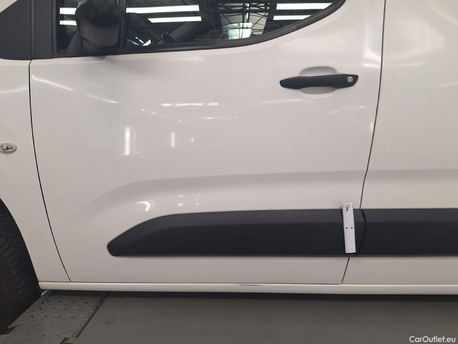  Citroen  Berlingo Citroën, _ '18, Citroën  M Light 1.2 PT 110 S&S MAN6 Contr #101