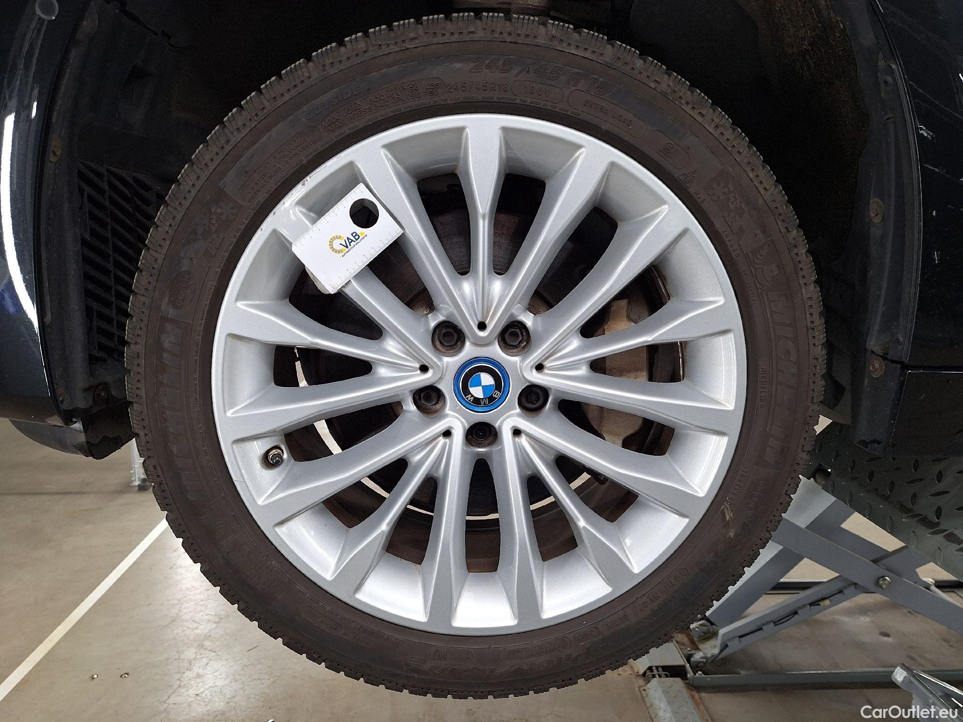  Bmw  Serie 5 BMW, 5-ser To FL'20 PHEV, BMW 5 Reeks Touring 520e 150kW 5d #21