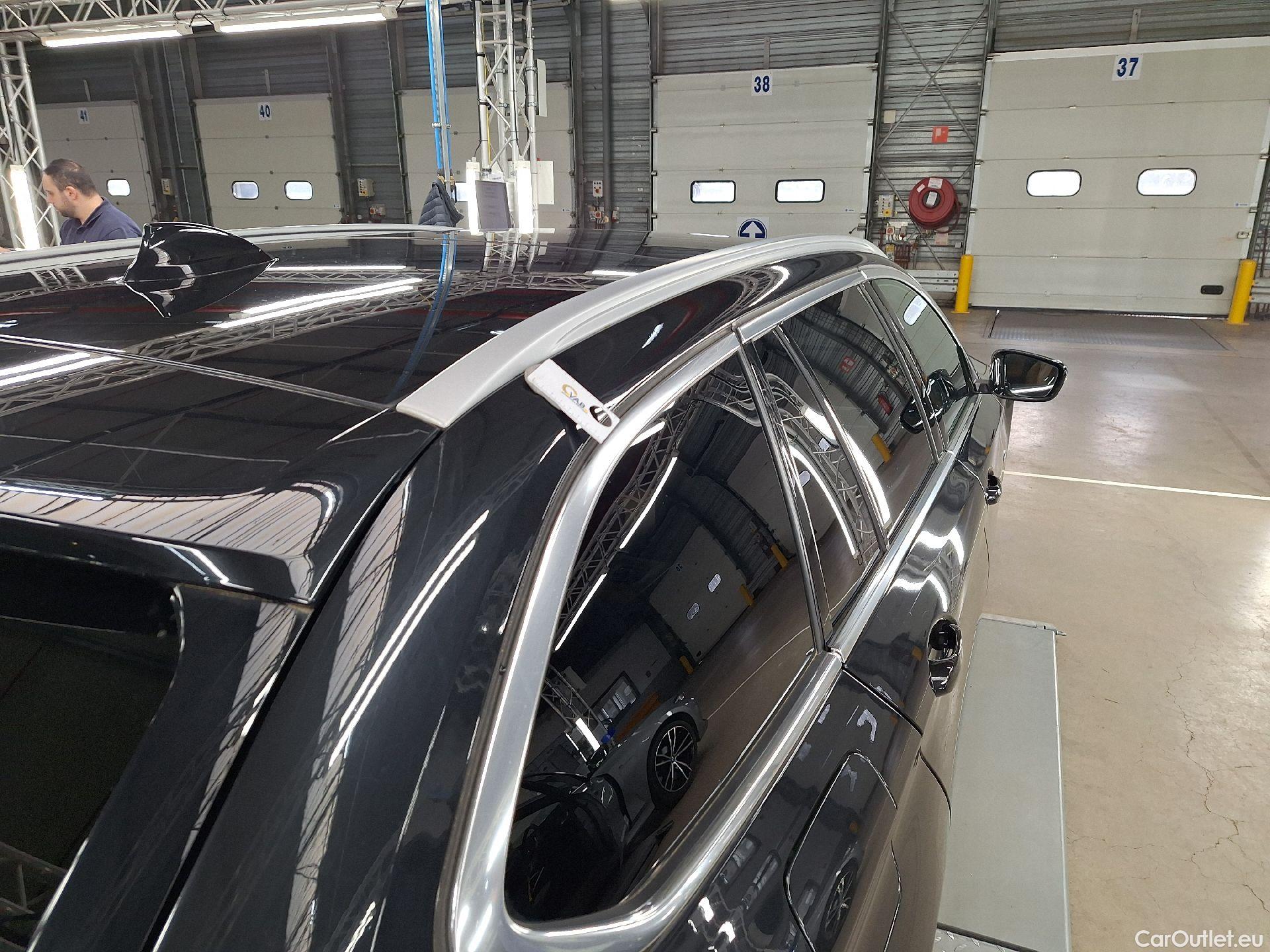  Bmw  Serie 5 BMW, 5-ser To FL'20 PHEV, BMW 5 Reeks Touring 520e 150kW 5d #27