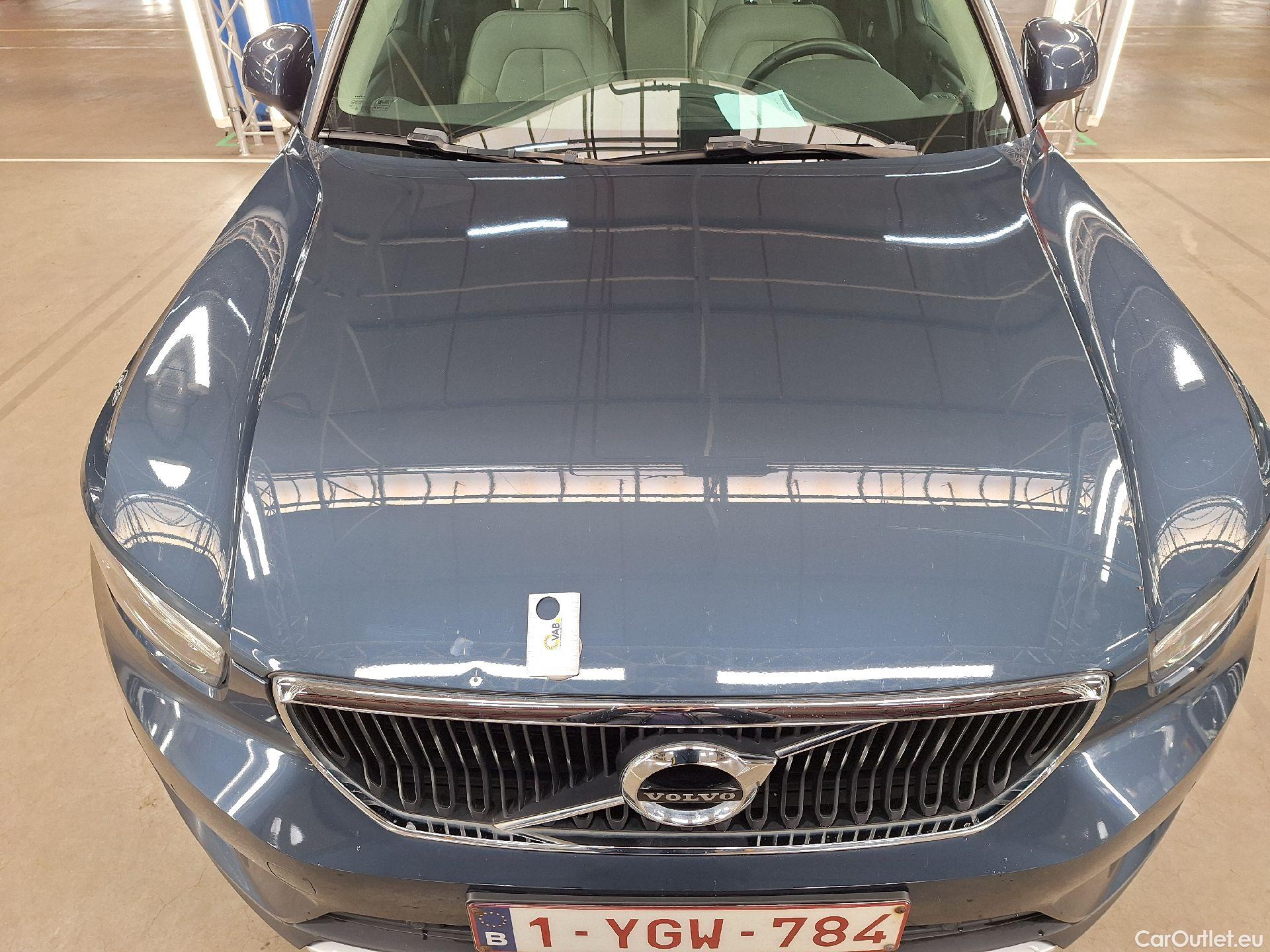  Volvo  XC 40 Volvo, XC40 '17, Volvo XC40 T3 Momentum Pro 5d #1